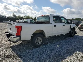 2017 Ford F-250 XL with VIN 1FT7W2A63HEE60828, listed as a Copart auction lot 61191275 with 248,325 mi miles and Salvage title. Bid and sale history available at DreamBid. Image 3.