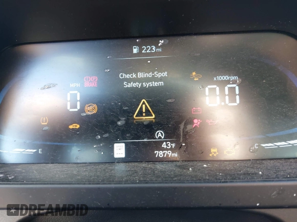 2024 Hyundai Elantra SE with VIN KMHLL4DG3RU848717, listed as a IAAI auction lot 41942375 with 7,879 mi miles and . Bid and sale history available at DreamBid. Image 7.