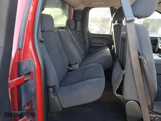 2008 Chevrolet Silverado 1500 LT w/1LT with VIN 1GCEC19J58Z254289, listed as a Copart auction lot 46866135 with 178,260 mi miles and Salvage Title. Bid and sale history available at carsss.com. Image 10.