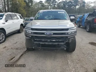 2024 Ford Expedition Max XLT with VIN 1FMJK1H82REA04559, listed as a Copart auction lot 49275045 with 25,641 mi miles and Salvage Title. Bid and sale history available at DreamBid. Image 5.