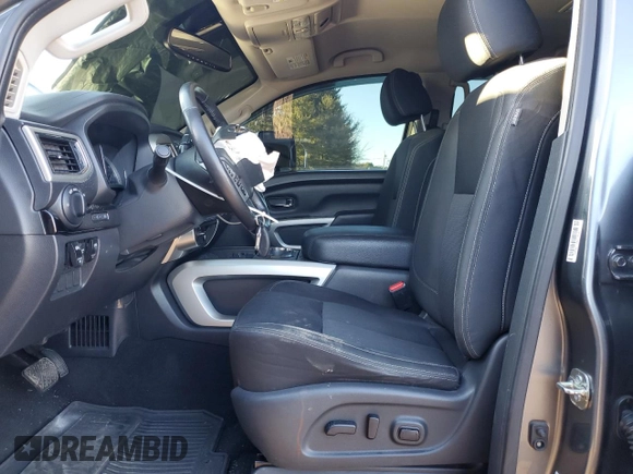 2018 Nissan Titan Pro-4X z VIN 1N6AA1E54JN544479, wystawiony jako Copart lot #86720494 z przebiegiem 137 180 mil mil oraz Szkoda całkowita • Salvage title. Historia ofert i sprzedaży dostępna na DreamBid. Obrazek 7.