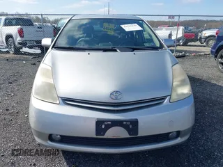 2005 Toyota Prius with VIN JTDKB20U853025994, listed as a IAAI auction lot 41935239 with 175,281 mi miles and . Bid and sale history available at DreamBid. Image 12.