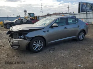 2013 Kia Optima LX z VIN 5XXGM4A70DG221110, wystawiony jako Copart lot #83440674 z przebiegiem Nie podano mil oraz Szkody całkowita. Historia ofert i sprzedaży dostępna na DreamBid. Obrazek 1.