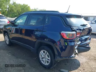 2018 Jeep Compass Sport with VIN 3C4NJDAB8JT143518, listed as a IAAI auction lot 42465162 with 183,632 mi miles and . Bid and sale history available at DreamBid. Image 3.