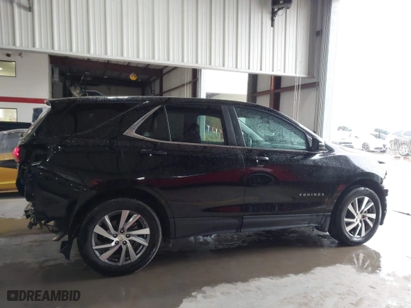 2022 Chevrolet Equinox LT with VIN 3GNAXUEV1NL267290, listed as a IAAI auction lot 41265781 with 17,593 mi miles. Bid and sale history available at carsss.com. Image 14.