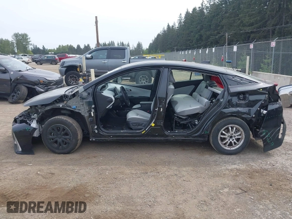 2021 Toyota Prius LE z VIN JTDKAMFP0M3179016, wystawiony jako IAAI lot #42204095 z przebiegiem 34 691 mil mil oraz . Historia ofert i sprzedaży dostępna na DreamBid. Obrazek 15.