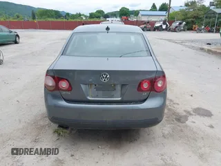 2010 Volkswagen Jetta Limited Edition with VIN 3VWRZ7AJXAM018241, listed as a IAAI auction lot 42340703 with Not provided miles and . Bid and sale history available at DreamBid. Image 16.