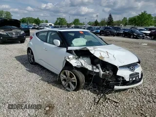 2016 Hyundai Veloster z VIN KMHTC6AD2GU272413, wystawiony jako Copart lot #55530805 z przebiegiem Nie podano mil oraz Szkoda całkowita • Salvage title. Historia ofert i sprzedaży dostępna na DreamBid. Obrazek 13.