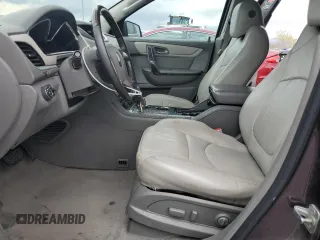 2016 Chevrolet Traverse LTZ z VIN 1GNKVJKD5GJ198294, wystawiony jako Copart lot #56007175 z przebiegiem 106 561 mil mil oraz Czysty tytuł • Clean title. Historia ofert i sprzedaży dostępna na DreamBid. Obrazek 7.