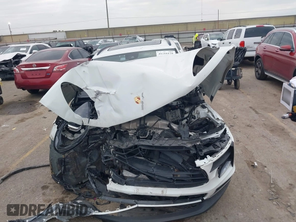 2020 Porsche Macan with VIN WP1AA2A57LLB05577, listed as a IAAI auction lot 41218128 with Not provided miles and . Bid and sale history available at DreamBid. Image 11.