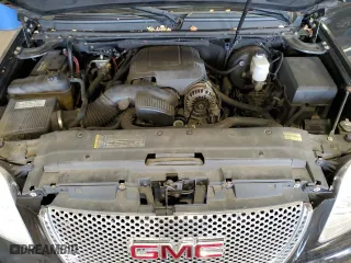 2008 GMC Yukon Denali with VIN 1GKFK63868J131422, listed as a Copart auction lot 77600024 with 177,198 mi miles and Salvage Title. Bid and sale history available at carsss.com. Image 12.