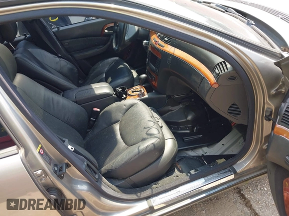 2004 Mercedes-Benz S 430 with VIN WDBNG83J74A411477, listed as a IAAI auction lot 42590423 with 151,794 mi miles and . Bid and sale history available at DreamBid. Image 5.