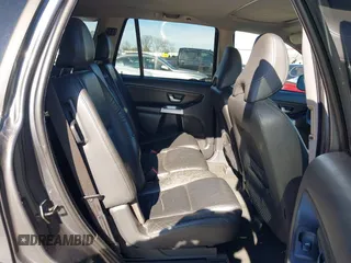 2006 Volvo XC90 2.5L Turbo with VIN YV4CY592161268420, listed as a IAAI auction lot 41148213 with 219,115 mi miles. Bid and sale history available at carsss.com. Image 8.