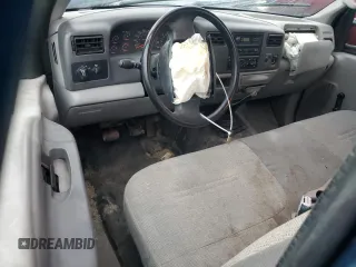 2000 Ford F-250 XL с VIN 1FTNX20L2YEC45467, выставлен на аукционе Copart как лот 73037024 с пробегом 217 448 миль миль и Списание • Salvage title. История ставок и продаж доступна на DreamBid. Изображение 8.