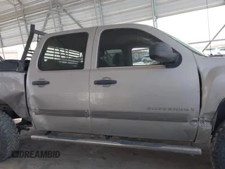 2008 Chevrolet Silverado 1500 Work Truck with VIN 2GCEC13C781110522, listed as a IAAI auction lot 41718710 with 208,018 mi miles and . Bid and sale history available at DreamBid. Image 13.