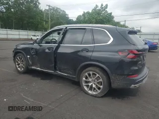 2024 BMW X5 sDrive40i with VIN 5UX13EU03R9V08439, listed as a Copart auction lot 61158915 with Not provided miles and Clean title. Bid and sale history available at DreamBid. Image 2.