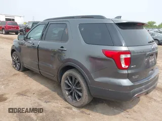2017 Ford Explorer XLT with VIN 1FM5K7DH0HGE34667, listed as a IAAI auction lot 42401293 with 149,253 mi miles and . Bid and sale history available at DreamBid. Image 3.