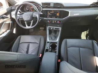 2022 Audi Q3 S line Premium z VIN WA1DECF38N1148303, wystawiony jako Copart lot #57600735 z przebiegiem 25 157 mil mil oraz Szkoda całkowita • Salvage title. Historia ofert i sprzedaży dostępna na DreamBid. Obrazek 8.