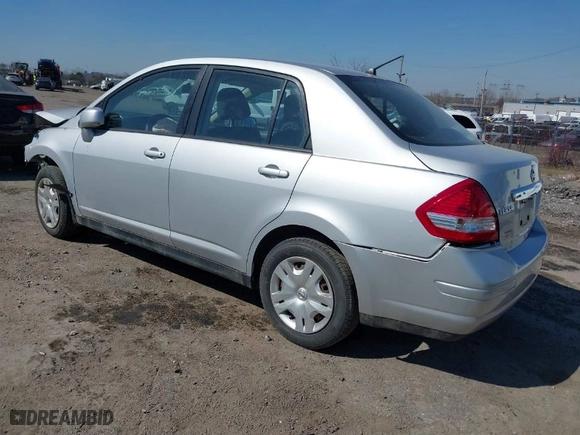 2010 Nissan Versa 1.8 S with VIN 3N1BC1AP3AL433918, listed as a IAAI auction lot 41764609 with NaN miles. Bid and sale history available at carsss.com. Image 3.