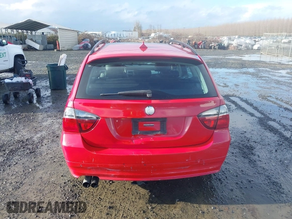 2007 BMW 3 Series 328xi с VIN WBAVT73507FZ36976, выставлен на аукционе IAAI как лот 41647516 с пробегом 157 049 миль миль и . История ставок и продаж доступна на DreamBid. Изображение 16.