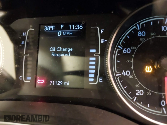 2019 Jeep Cherokee Latitude Plus with VIN 1C4PJMLB2KD198561, listed as a IAAI auction lot 41731691 with 71,129 mi miles. Bid and sale history available at carsss.com. Image 16.