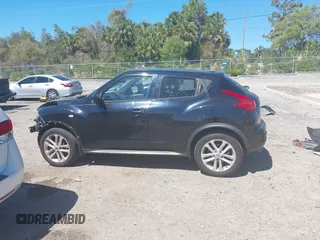 2014 Nissan Juke S with VIN JN8AF5MR1ET451280, listed as a IAAI auction lot 41821854 with 156,632 mi miles. Bid and sale history available at carsss.com. Image 15.