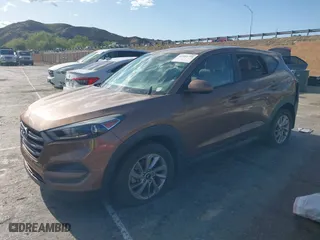 2016 Hyundai Tucson SE with VIN KM8J23A47GU166435, listed as a IAAI auction lot 41952751 with 66,785 mi miles. Bid and sale history available at carsss.com. Image 2.