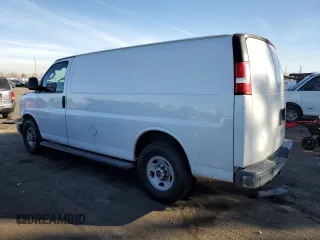2017 GMC Savana Cargo z VIN 1GTW7AFF8H1911027, wystawiony jako Copart lot #84908094 z przebiegiem 139 217 mil mil oraz Szkody całkowita. Historia ofert i sprzedaży dostępna na DreamBid. Obrazek 2.