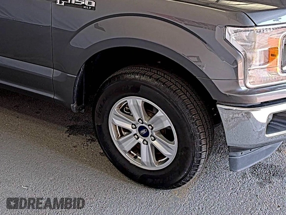 2019 Ford F-150 XL z VIN 1FTEW1CB4KFC20443, wystawiony jako IAAI lot #42806612 z przebiegiem 56 767 mil mil oraz . Historia ofert i sprzedaży dostępna na DreamBid. Obrazek 3.