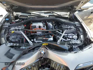 2024 BMW i7 xDrive60 z VIN WBY53EJ08RCP97827, wystawiony jako Copart lot #57646464 z przebiegiem Nie podano mil oraz Szkody całkowita. Historia ofert i sprzedaży dostępna na DreamBid. Obrazek 11.