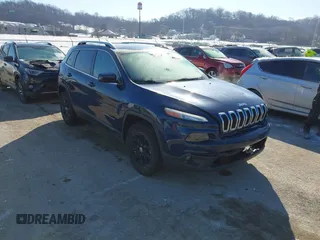 2018 Jeep Cherokee Latitude with VIN 1C4PJMCX6JD521729, listed as a IAAI auction lot 41641147 with 102,955 mi miles. Bid and sale history available at carsss.com. Image 1.