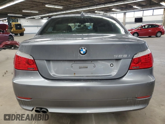 2010 BMW 5 Series 528i xDrive with VIN WBANV1C59AC157284, listed as a Copart auction lot 47146375 with 168,240 mi miles and Clean Title. Bid and sale history available at carsss.com. Image 6.