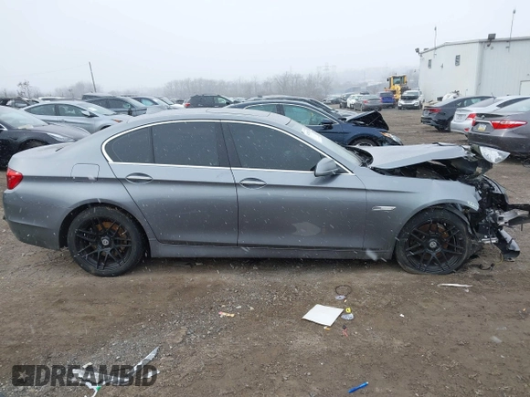 2013 BMW 5 Series 528i xDrive with VIN WBAXH5C5XDD108889, listed as a IAAI auction lot 41620024 with 103,542 mi miles. Bid and sale history available at carsss.com. Image 13.