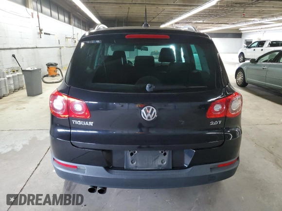 2010 Volkswagen Tiguan S with VIN WVGAV7AX7AW523360, listed as a Copart auction lot 65337255 with 88,241 mi miles and Clean title. Bid and sale history available at DreamBid. Image 6.