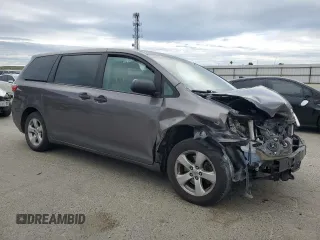 2017 Toyota Sienna L with VIN 5TDZZ3DC4HS808458, listed as a Copart auction lot 43667855 with 170,546 mi miles and Salvage Title. Bid and sale history available at DreamBid. Image 4.