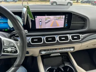 2020 Mercedes-Benz GLS 450 z VIN 4JGFF5KE0LA160663, wystawiony jako Copart lot #56887105 z przebiegiem 96 438 mil mil oraz Tytuł czysty. Historia ofert i sprzedaży dostępna na DreamBid. Obrazek 10.