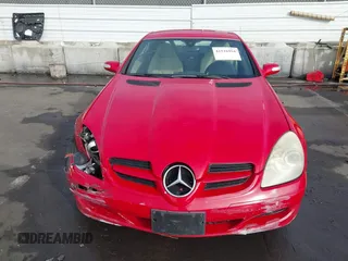 2008 Mercedes-Benz SLK-Class 3.0L with VIN WDBWK54F58F177151, listed as a IAAI auction lot 41516954 with 201,431 mi miles. Bid and sale history available at carsss.com. Image 12.