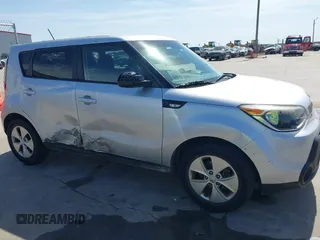 2014 Kia Soul with VIN KNDJN2A22E7738768, listed as a IAAI auction lot 41728768 with 70,013 mi miles. Bid and sale history available at carsss.com. Image 13.