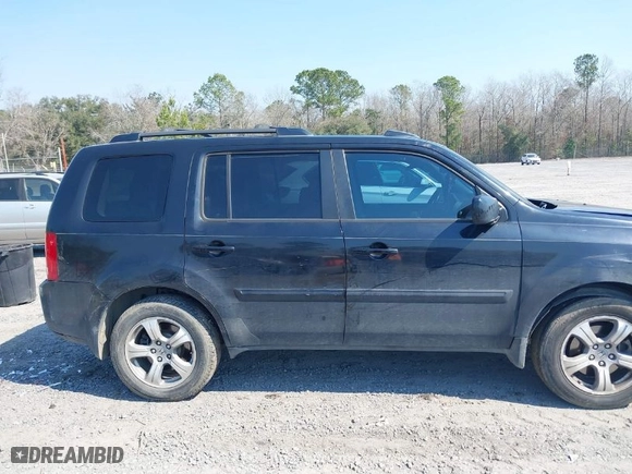 2013 Honda Pilot EX-L with VIN 5FNYF3H52DB003590, listed as a IAAI auction lot 41678369 with 221,276 mi miles. Bid and sale history available at carsss.com. Image 13.
