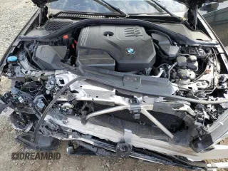 2022 BMW 3 Series 330i xDrive z VIN 3MW5R7J05N8C55952, wystawiony jako Copart lot #48732905 z przebiegiem 4 521 mil mil oraz Szkoda całkowita • Salvage title. Historia ofert i sprzedaży dostępna na DreamBid. Obrazek 13.
