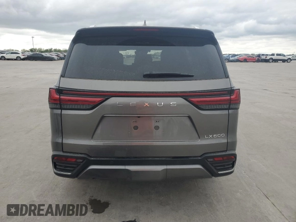 2024 Lexus LX 600 Luxury z VIN JTJGB7CX2R4052260, wystawiony jako Copart lot #50761565 z przebiegiem 15 400 mil mil oraz Szkoda całkowita • Salvage title. Historia ofert i sprzedaży dostępna na DreamBid. Obrazek 6.