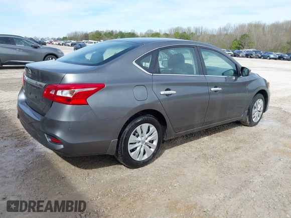 2019 Nissan Sentra S z VIN 3N1AB7AP9KY245846, wystawiony jako IAAI lot #41864692 z przebiegiem 153 046 mil mil oraz . Historia ofert i sprzedaży dostępna na DreamBid. Obrazek 4.