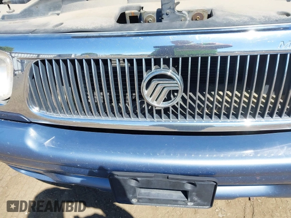 1998 Mercury Mountaineer with VIN 4M2ZU54EXWUJ30300, listed as a IAAI auction lot 42191175 with 248,279 mi miles and . Bid and sale history available at DreamBid. Image 6.