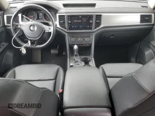 2019 Volkswagen Atlas SE with VIN 1V2DR2CA2KC582271, listed as a Copart auction lot 61592975 with 79,140 mi miles and Salvage title. Bid and sale history available at DreamBid. Image 8.