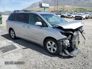 2011 Toyota Sienna LE AAS с VIN 5TDKK3DC9BS149113, выставлен на аукционе Copart как лот 56712085 с пробегом 212 294 миль миль и Списание • Salvage title. История ставок и продаж доступна на DreamBid. Изображение 4.