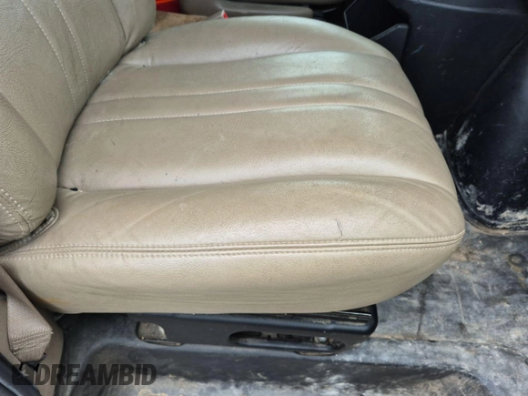 2019 Chevrolet Express Cargo с VIN 1GCWGAFP8K1160429, выставлен на аукционе IAAI как лот 42556044 с пробегом 108 476 миль миль и . История ставок и продаж доступна на DreamBid. Изображение 1.