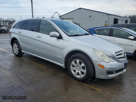 2007 Mercedes-Benz R-Class 3.5L with VIN 4JGCB65E27A051675, listed as a Copart auction lot 54390065 with 129,136 mi miles and Clean Title. Bid and sale history available at carsss.com. Image 4.