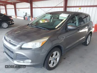 2013 Ford Escape SE with VIN 1FMCU0GX6DUC25019, listed as a IAAI auction lot 42165049 with 90,774 mi miles. Bid and sale history available at carsss.com. Image 2.