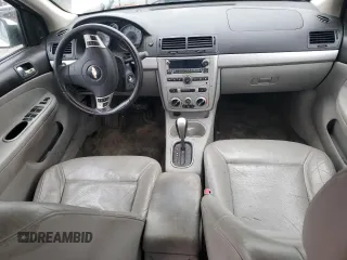 2008 Chevrolet Cobalt LT z VIN 1G1AL58F087146993, wystawiony jako Copart lot #56411865 z przebiegiem 118 029 mil mil oraz Szkody całkowita. Historia ofert i sprzedaży dostępna na DreamBid. Obrazek 8.