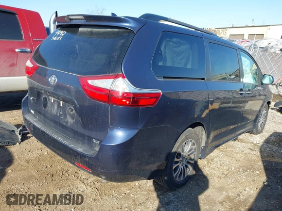 2018 Toyota Sienna XLE Auto Access Seat with VIN 5TDYZ3DC5JS934443, listed as a IAAI auction lot 41780089 with 74,363 mi miles and . Bid and sale history available at DreamBid. Image 4.